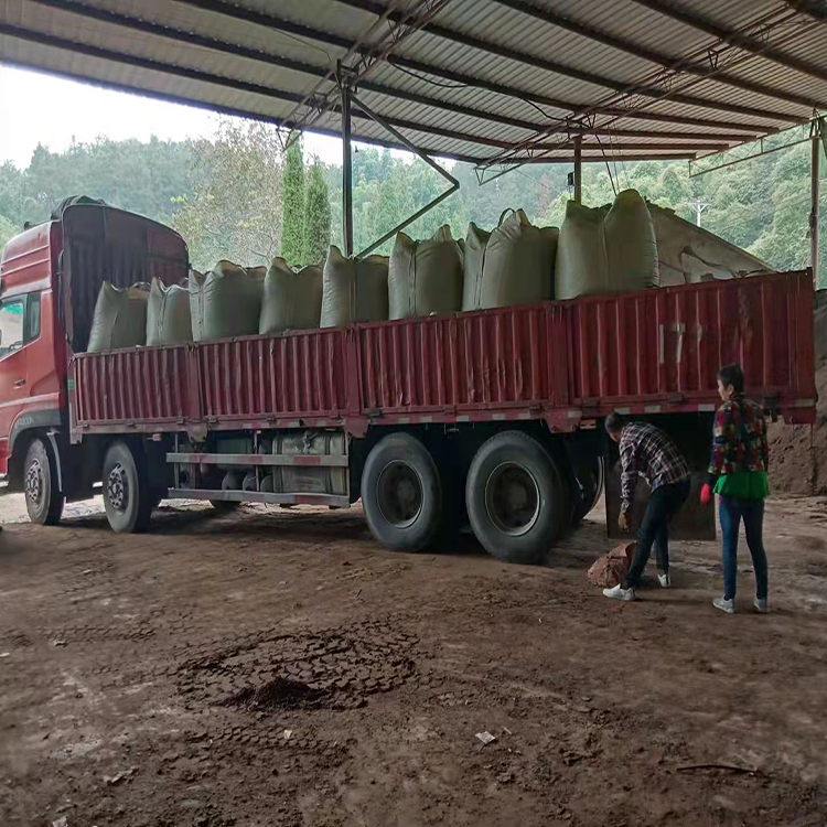成都营养土 腐殖土 屋顶轻质土 基质土 育苗基质 价格
